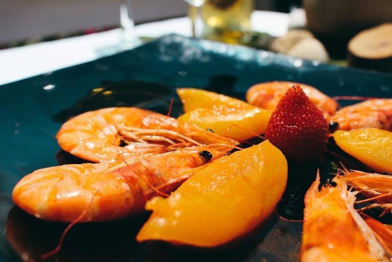 La Luna Hotel Ksamil Ngoại thất bức ảnh