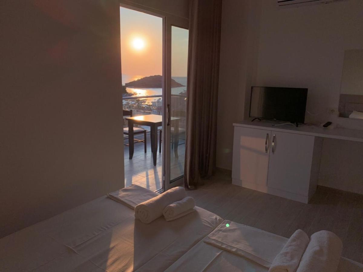 La Luna Hotel Ksamil Ngoại thất bức ảnh